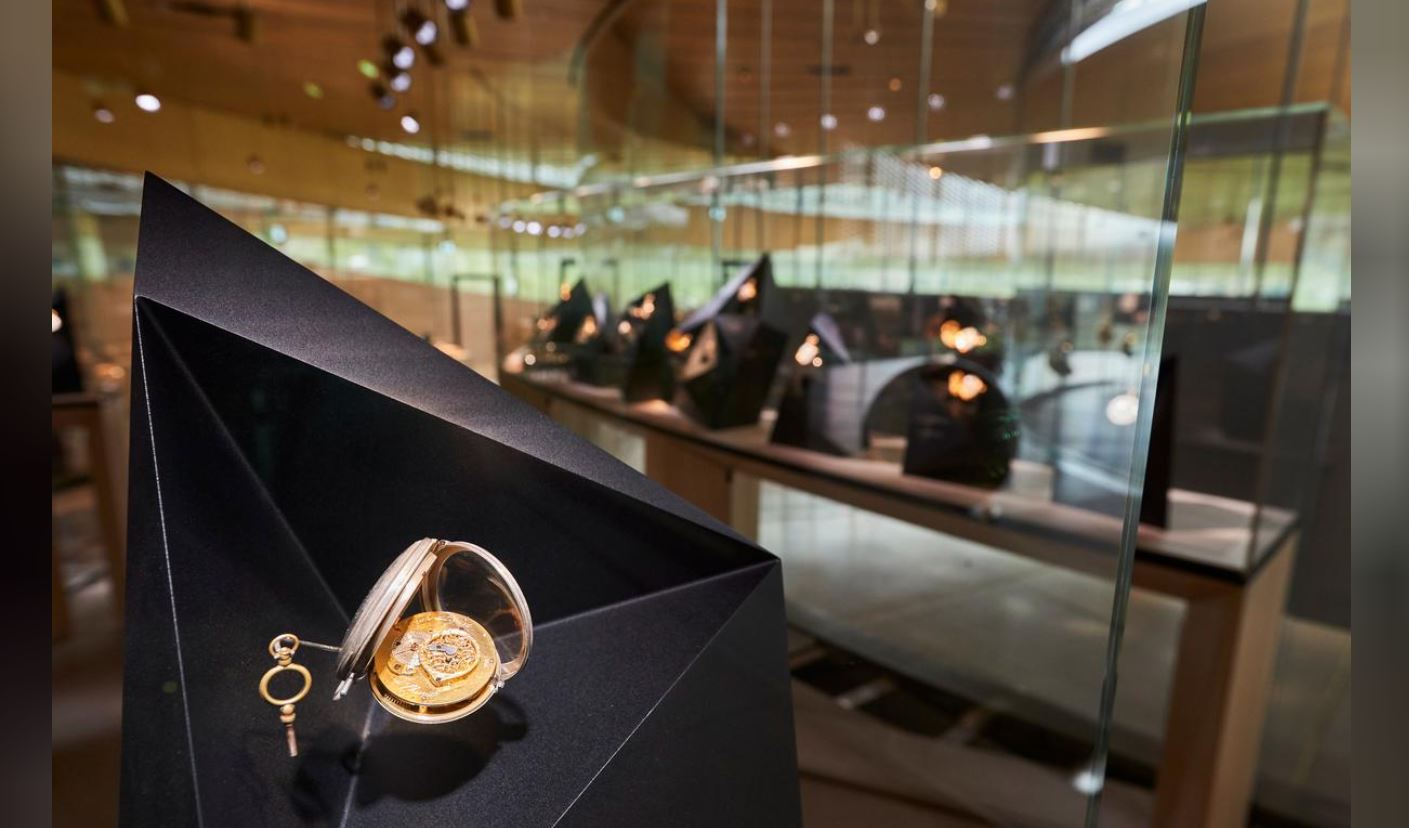OMG: Audemars Piguet springs open spiral watch museum